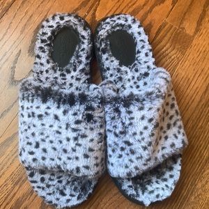 Women's Emma Faux Fur Slide Slippers - Stars Above